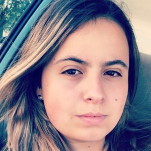 Meet your Posher, Carolina